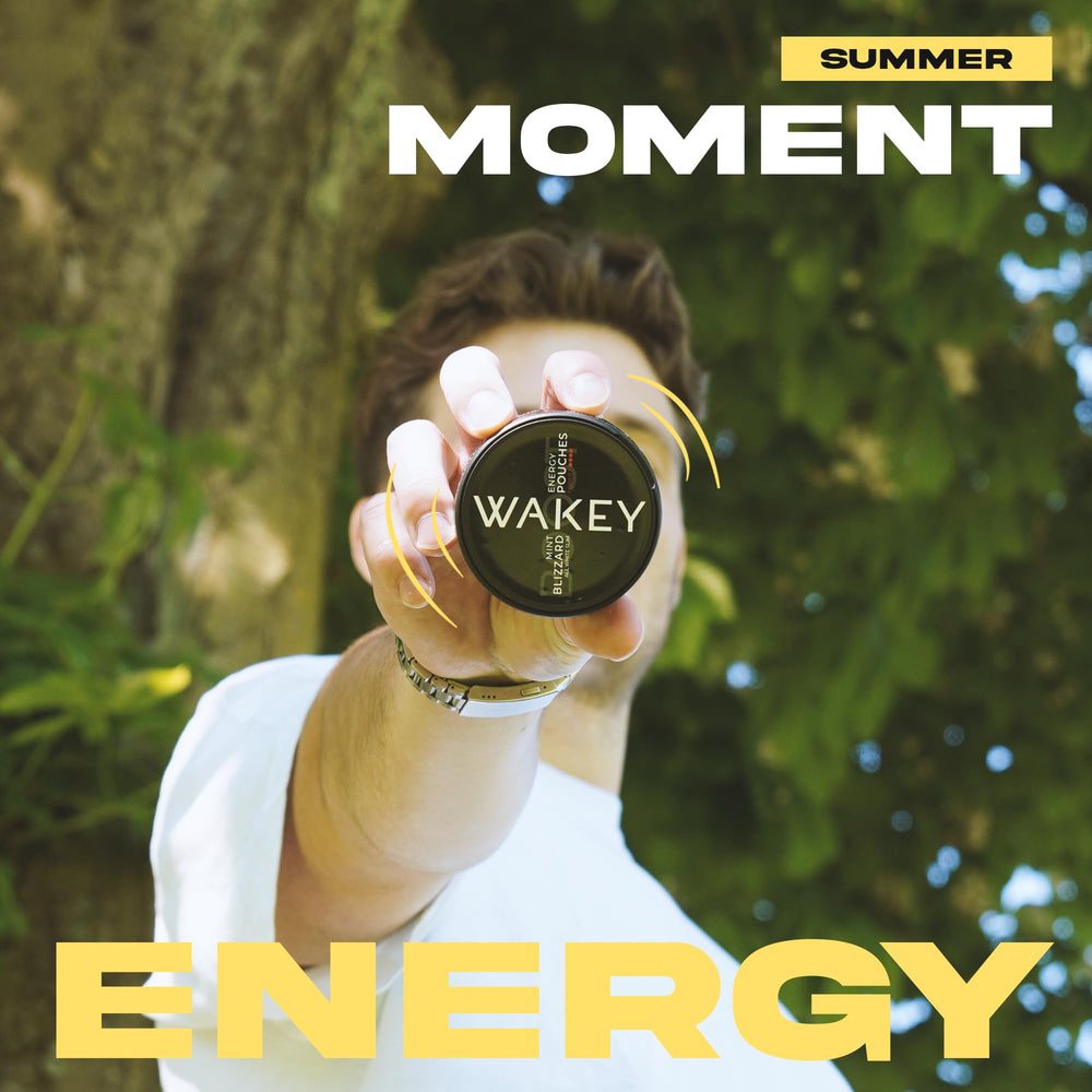 Mint aroma and Wakey branding featured in a clean packaging scene.