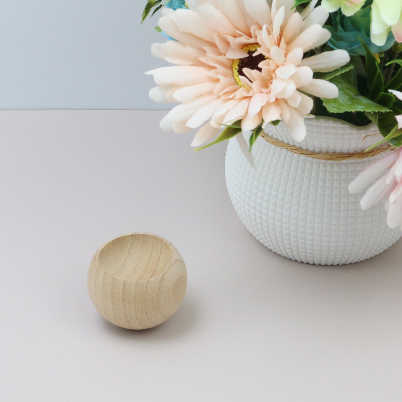Wealrit two-pack wooden diffusers in packaging for gifting.