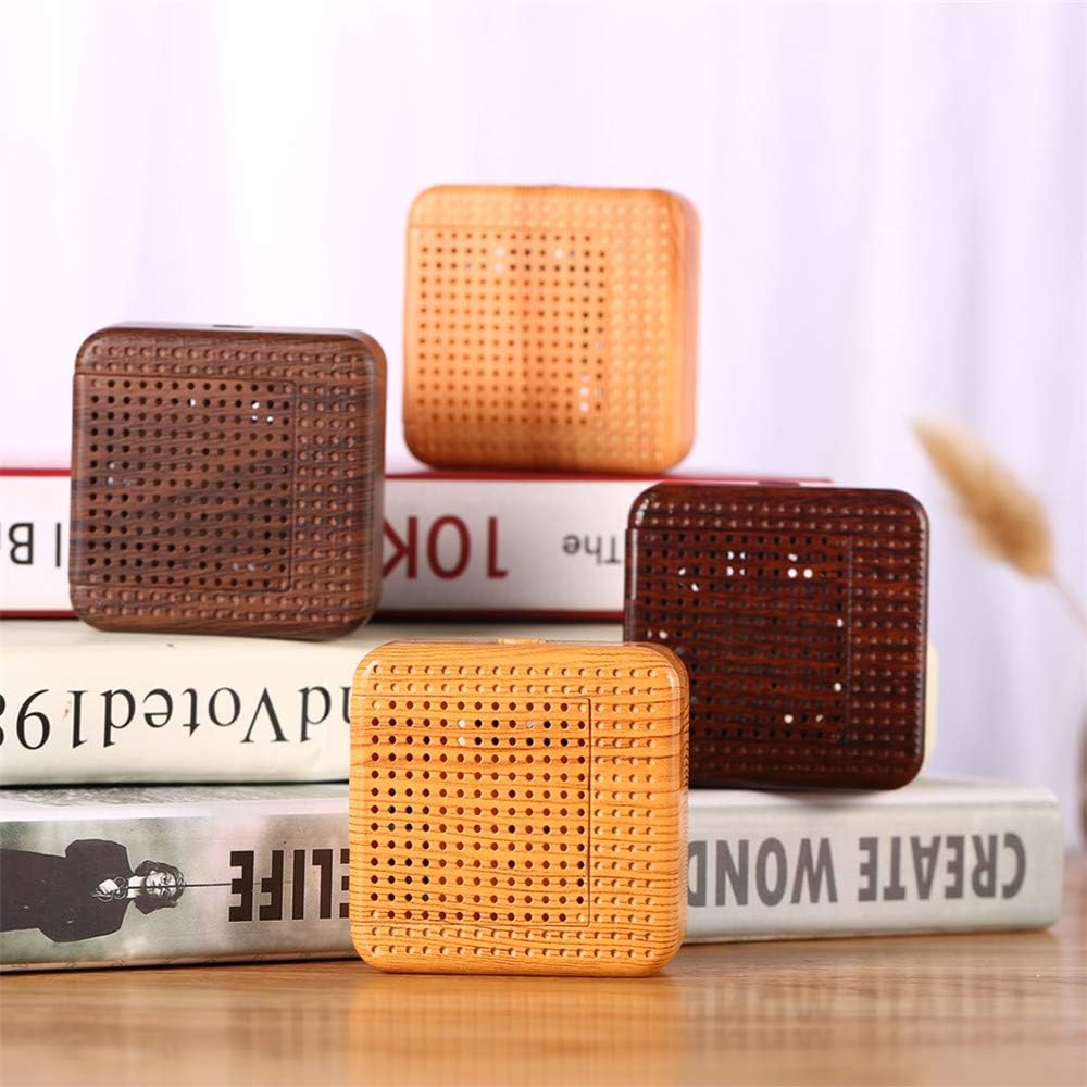 Weljoy wood grain diffuser closeup highlighting dark brown finish and material quality