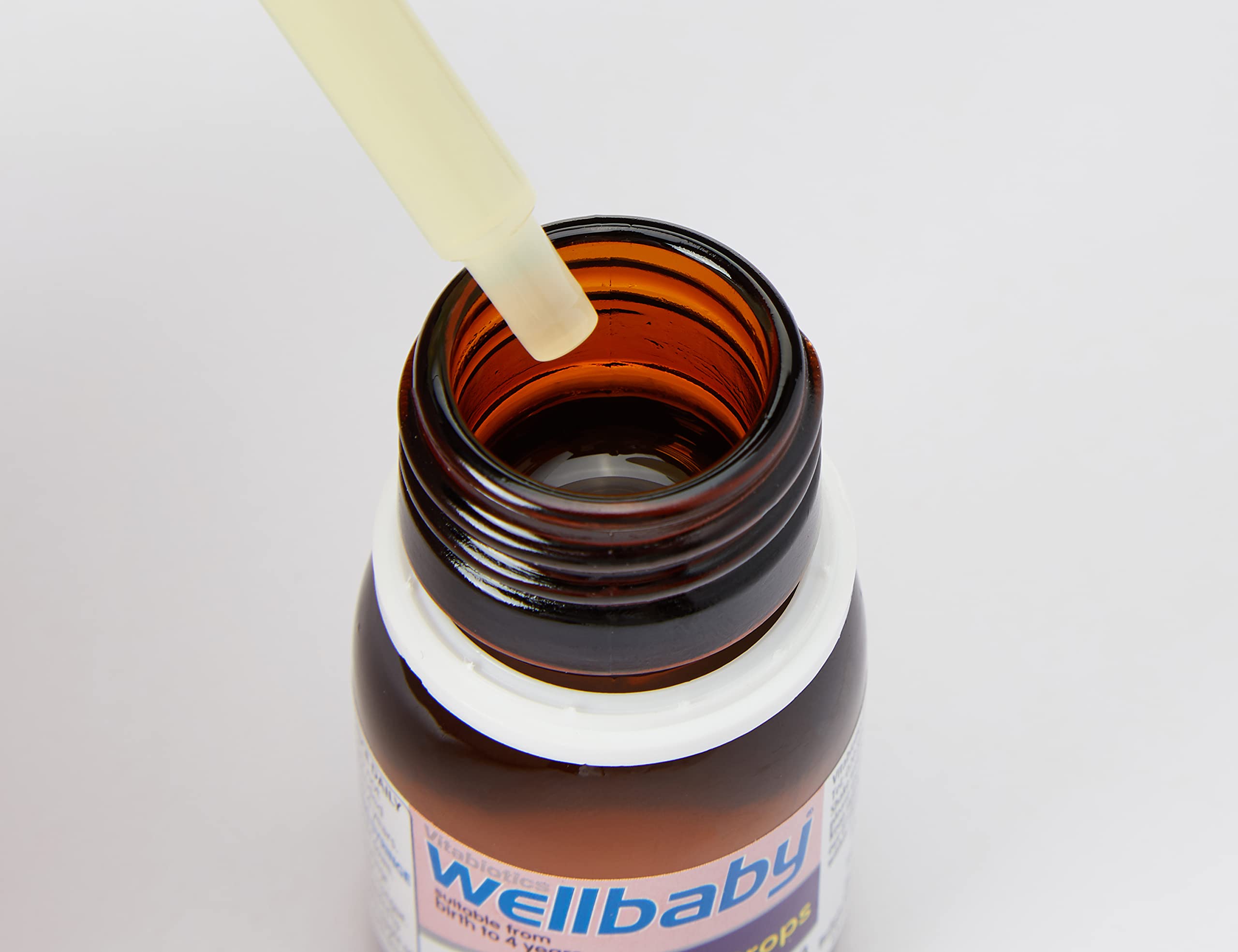 Wellbaby Vitamin D Drops vegetarian formula, lactose-free, no artificial sweeteners