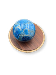 Wholesale Gem Shop Apatite ball sphere top view for focused reflection