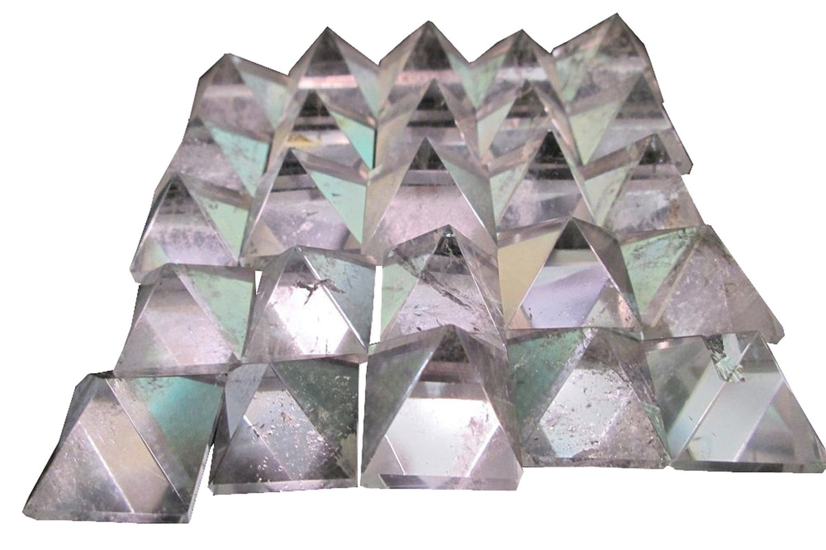 Wholesale Gem Shop clear quartz pyramid 10pcs ideal for meditation and decor.