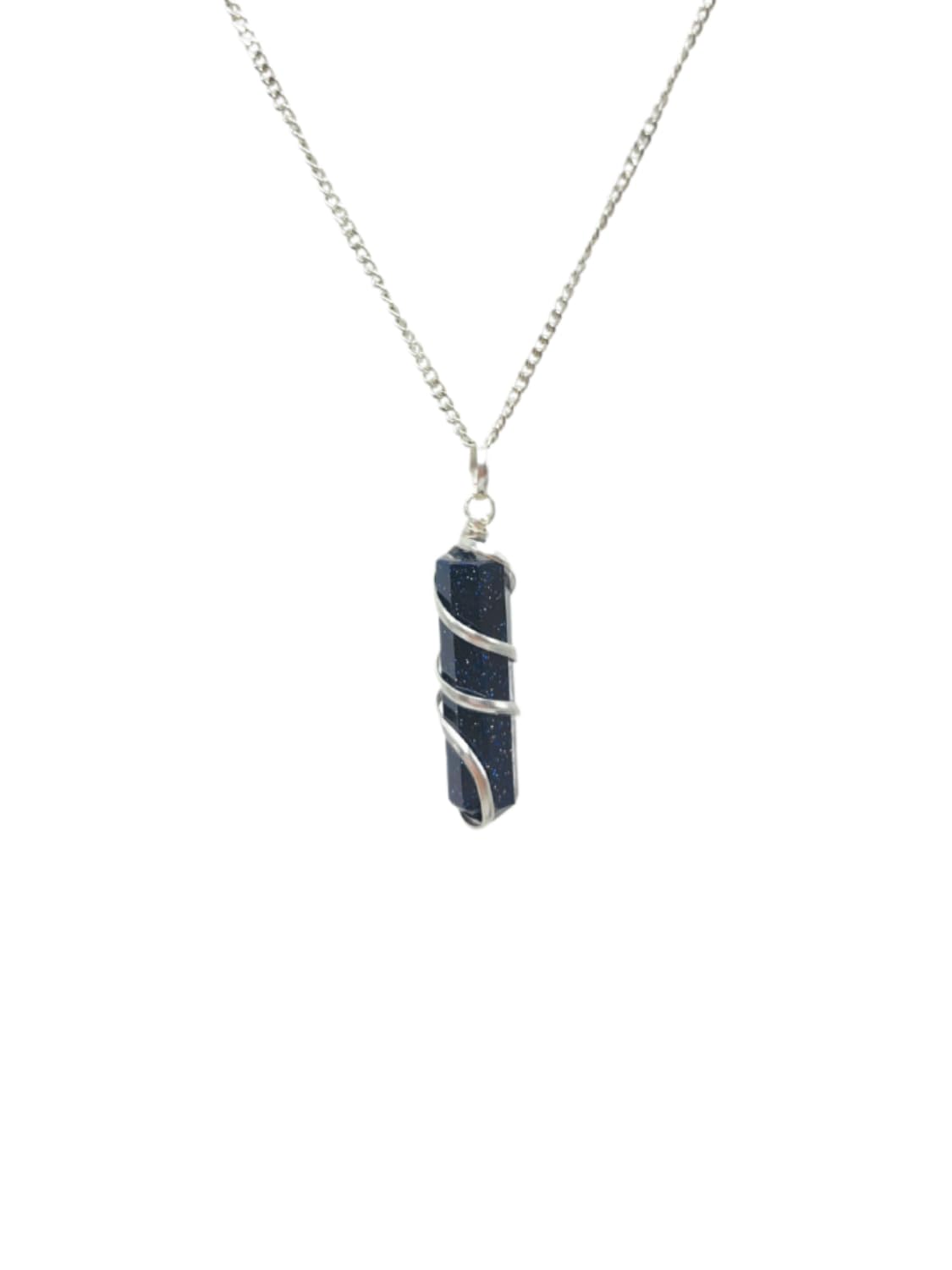 Wholesale Gem Shop crystal point pendant showing natural quartz for versatile everyday style.