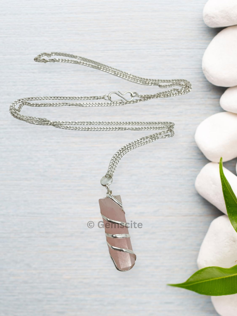 Wholesale Gem Shop hypoallergenic copper base with silver-plated chain suitable for sensitive skin
