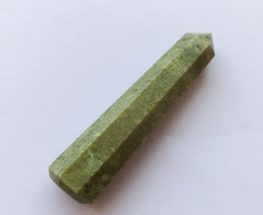 Wholesale Gem Shop Vasonite hand-carved obelisk emphasizes craftsmanship and tactile grounding.