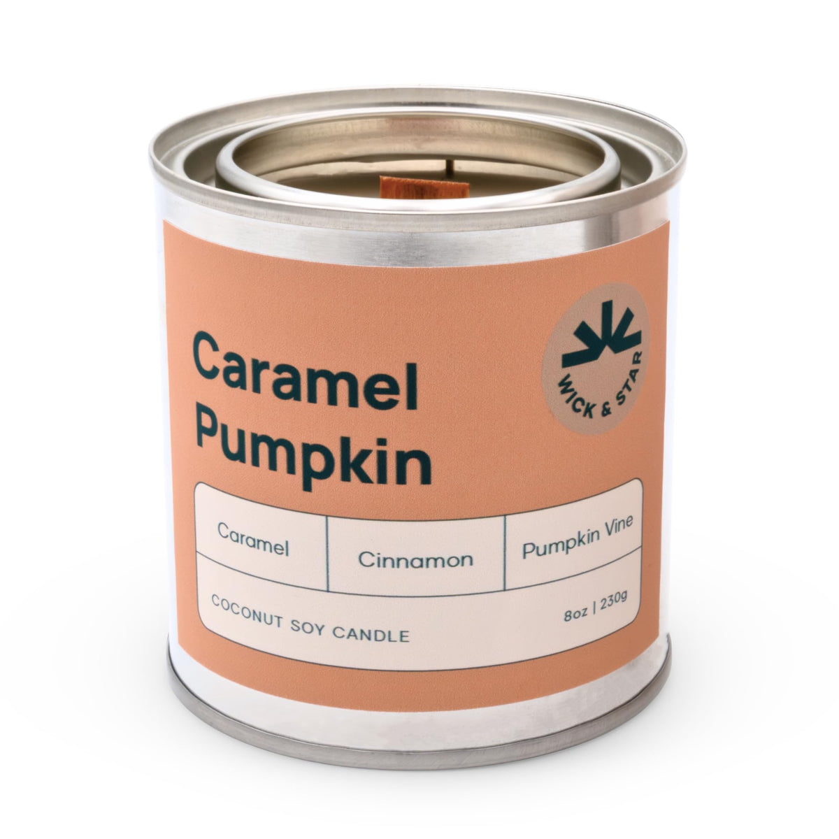 Wick & Star caramel pumpkin candle close-up shows cozy autumn ambiance and rich aroma.