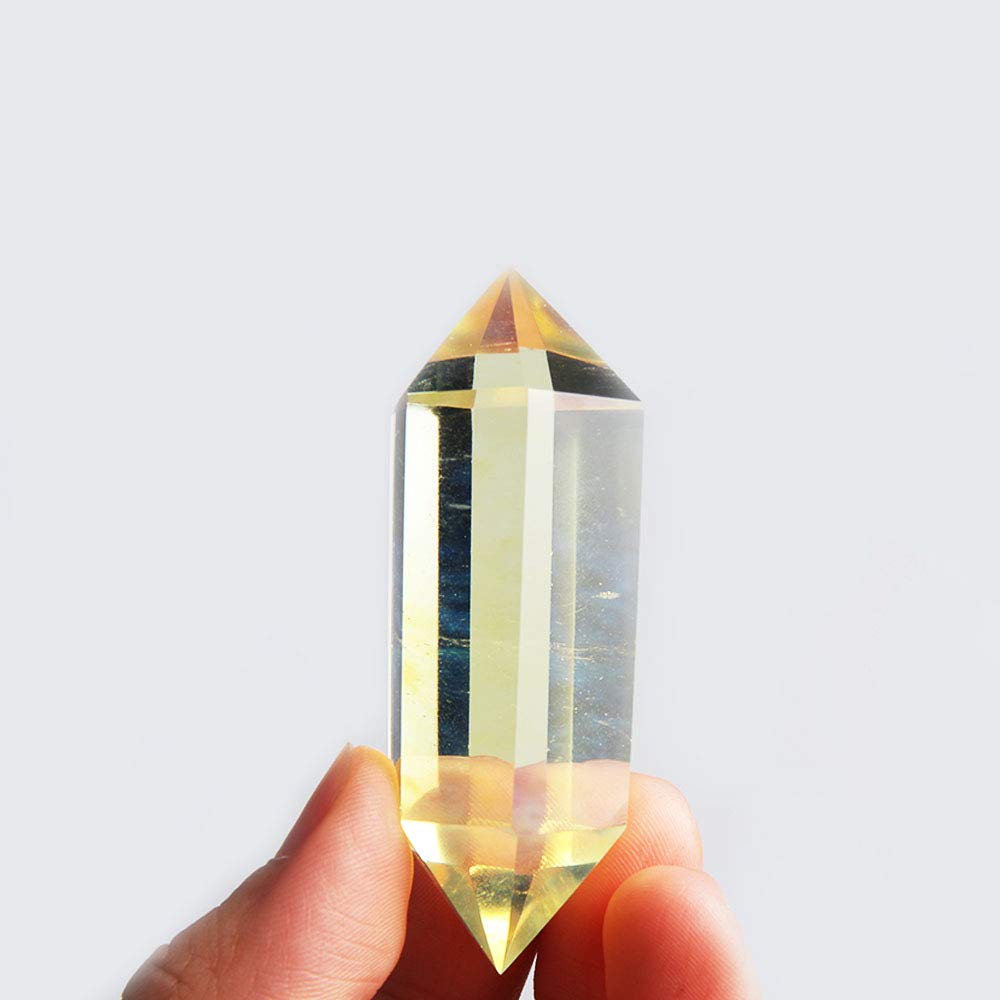 Wixine obelisk point complements yoga space and feng shui arrangement.