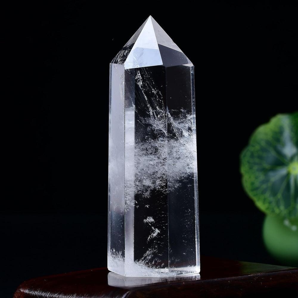 WUYOUSHI six-faceted chakra tip aids balance during mindful practice.
