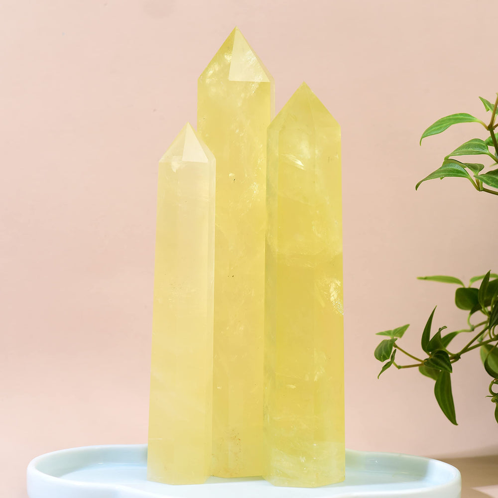 WUYOUSHI crystal tower decor enhances living spaces with natural energy.