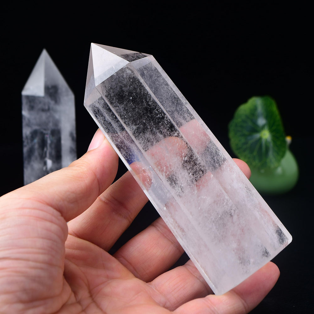 WuYoushi crystal wand side view showing polished tip for calm focus.