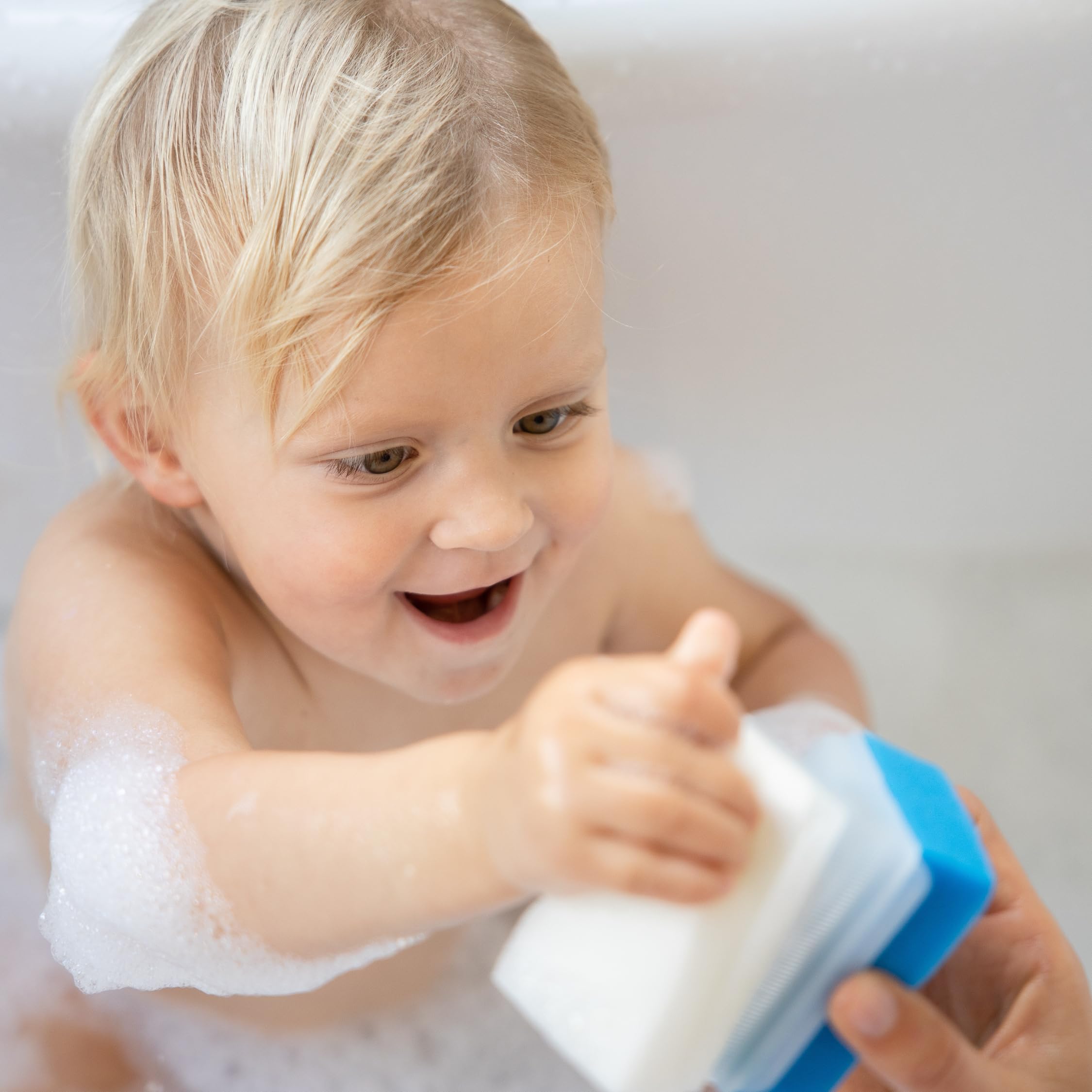 Xforto newborn bath essentials for a gentle routine