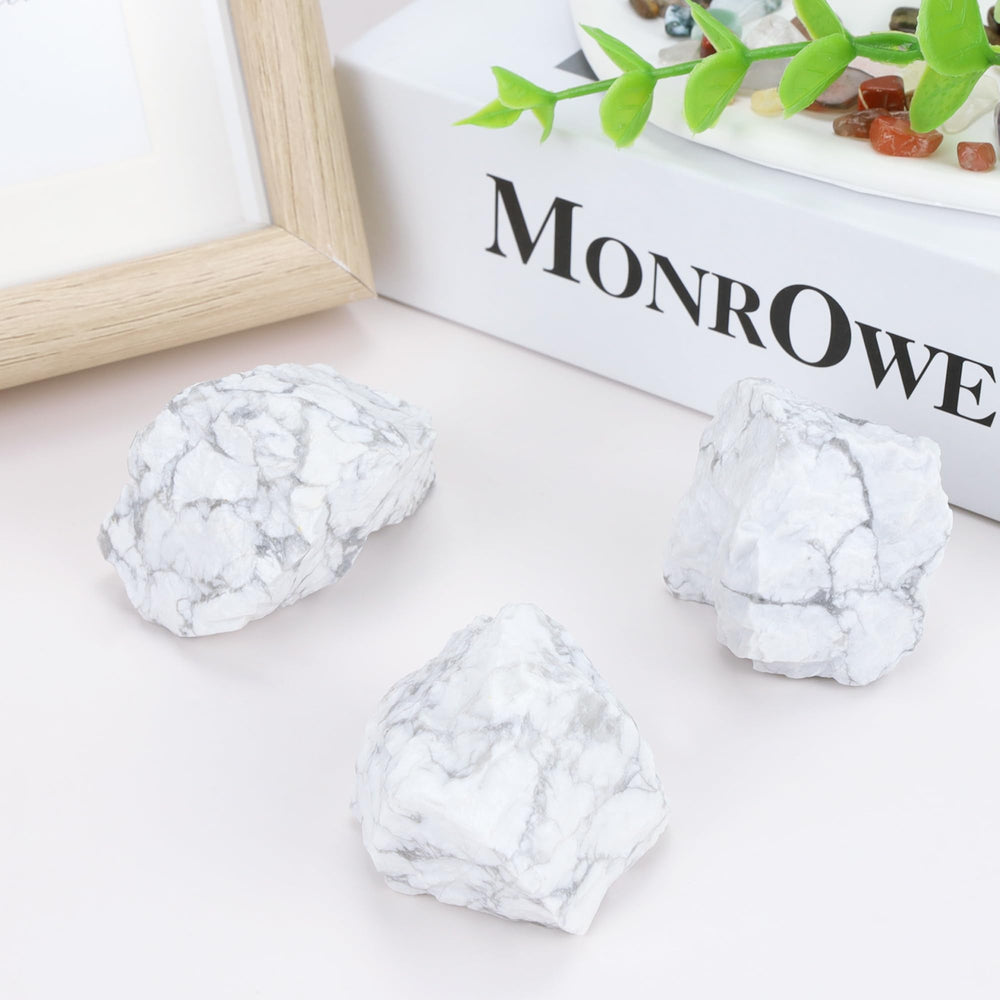 XIANNVXI Howlite crystal gift idea for collectors and curious minds.