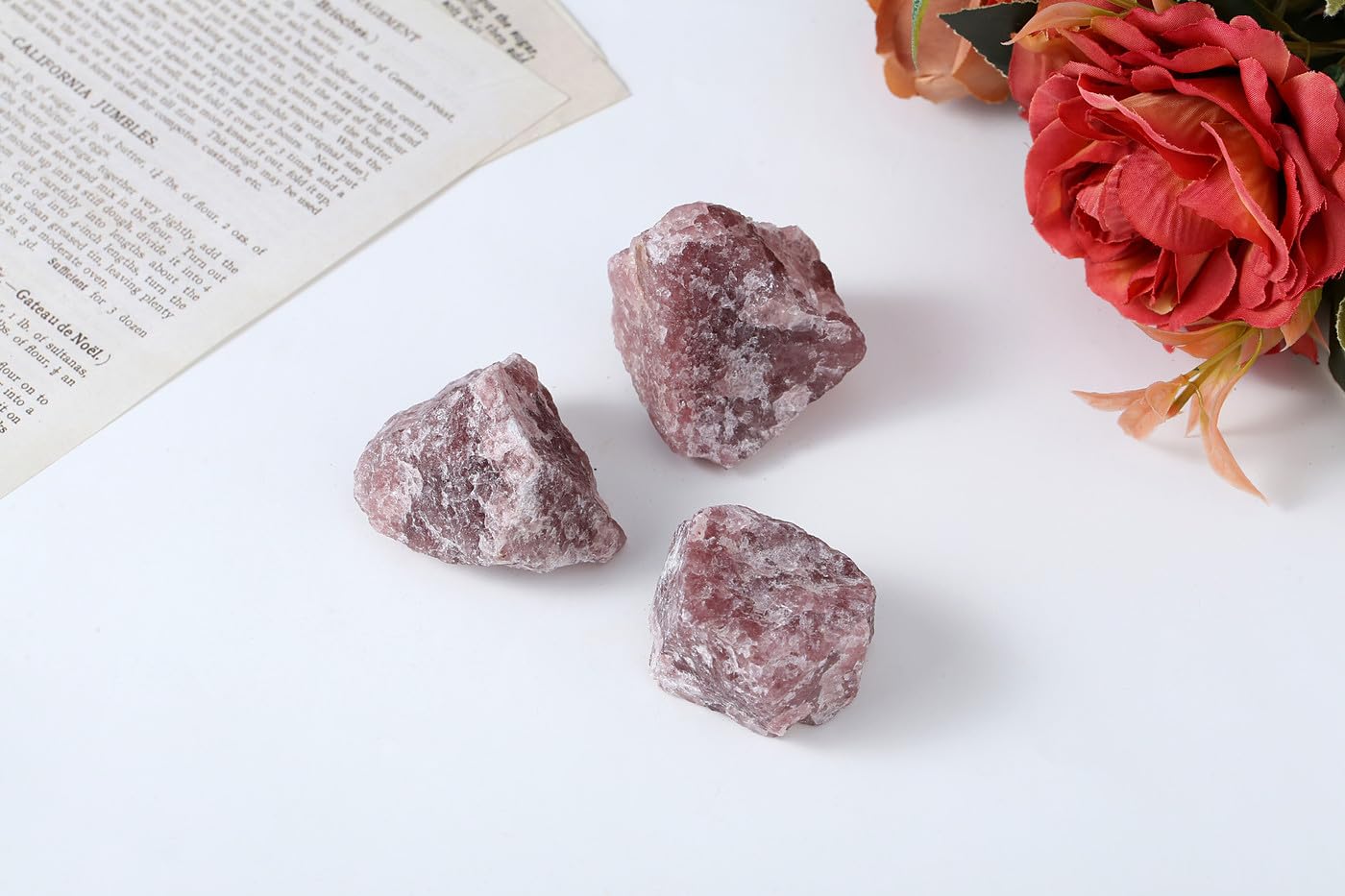 XIANNVXI Strawberry Quartz gift-ready packaging makes a thoughtful present.