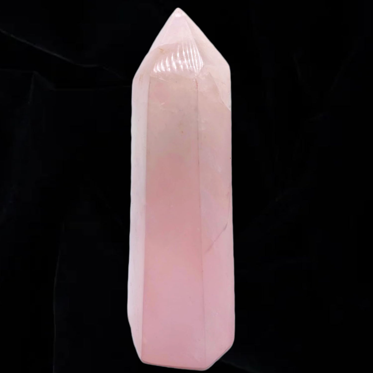 XMHOME rose quartz tower closeup shows natural color and smooth polish for meditation spaces