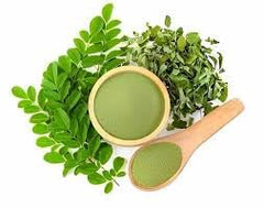 Powder on a spoon over a bowl, ideal for salads or soups.