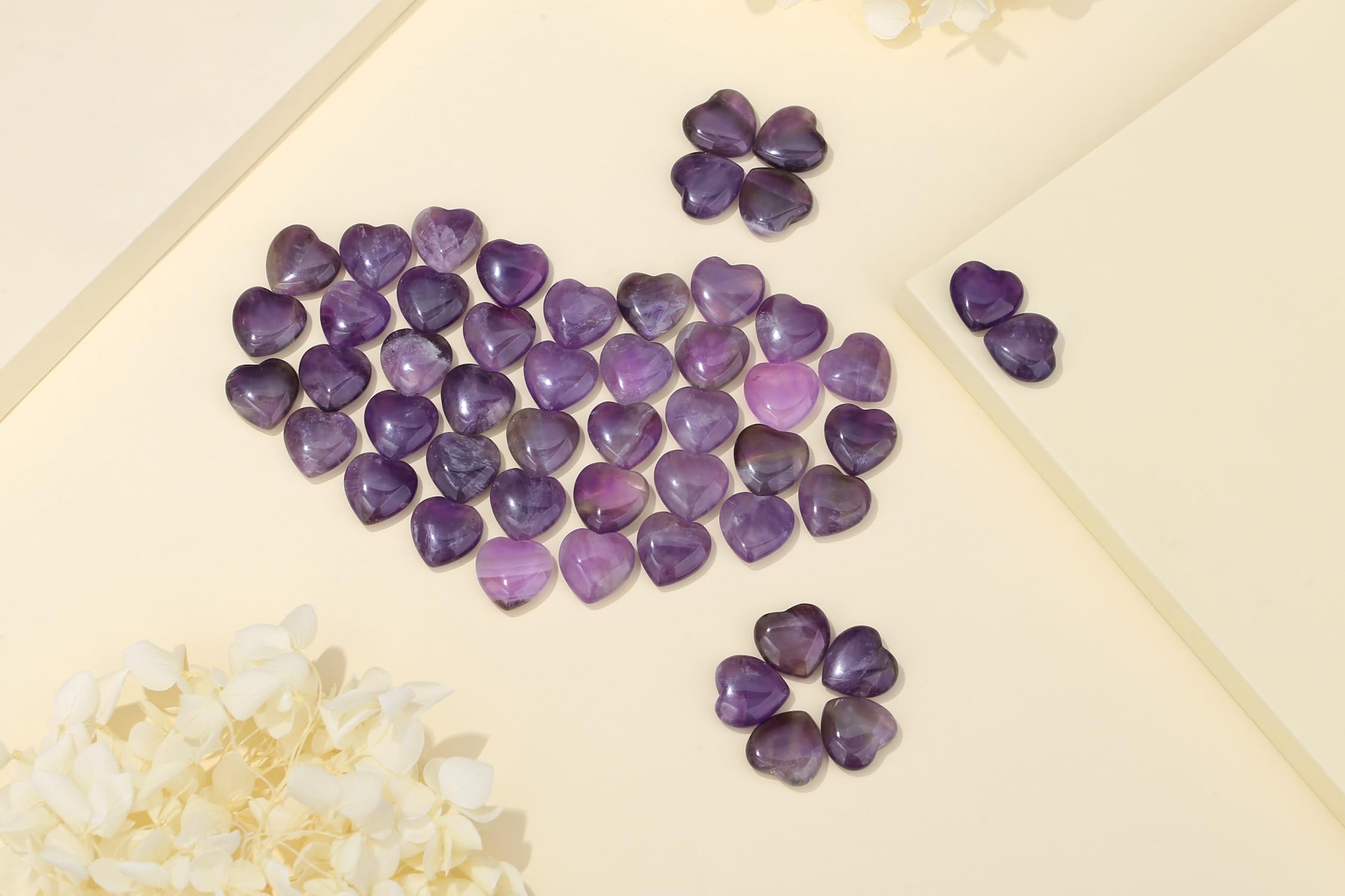 YATOJUZI heart crystals; suitable for yoga or meditation focus.