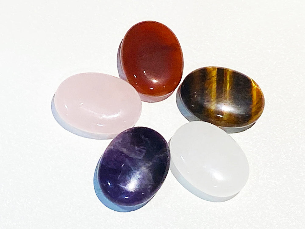 YATOJUZI Reiki energy stone supports mindful breathing and centering