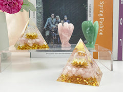 YATOJUZI rose quartz chakra tower enhances calm during practice