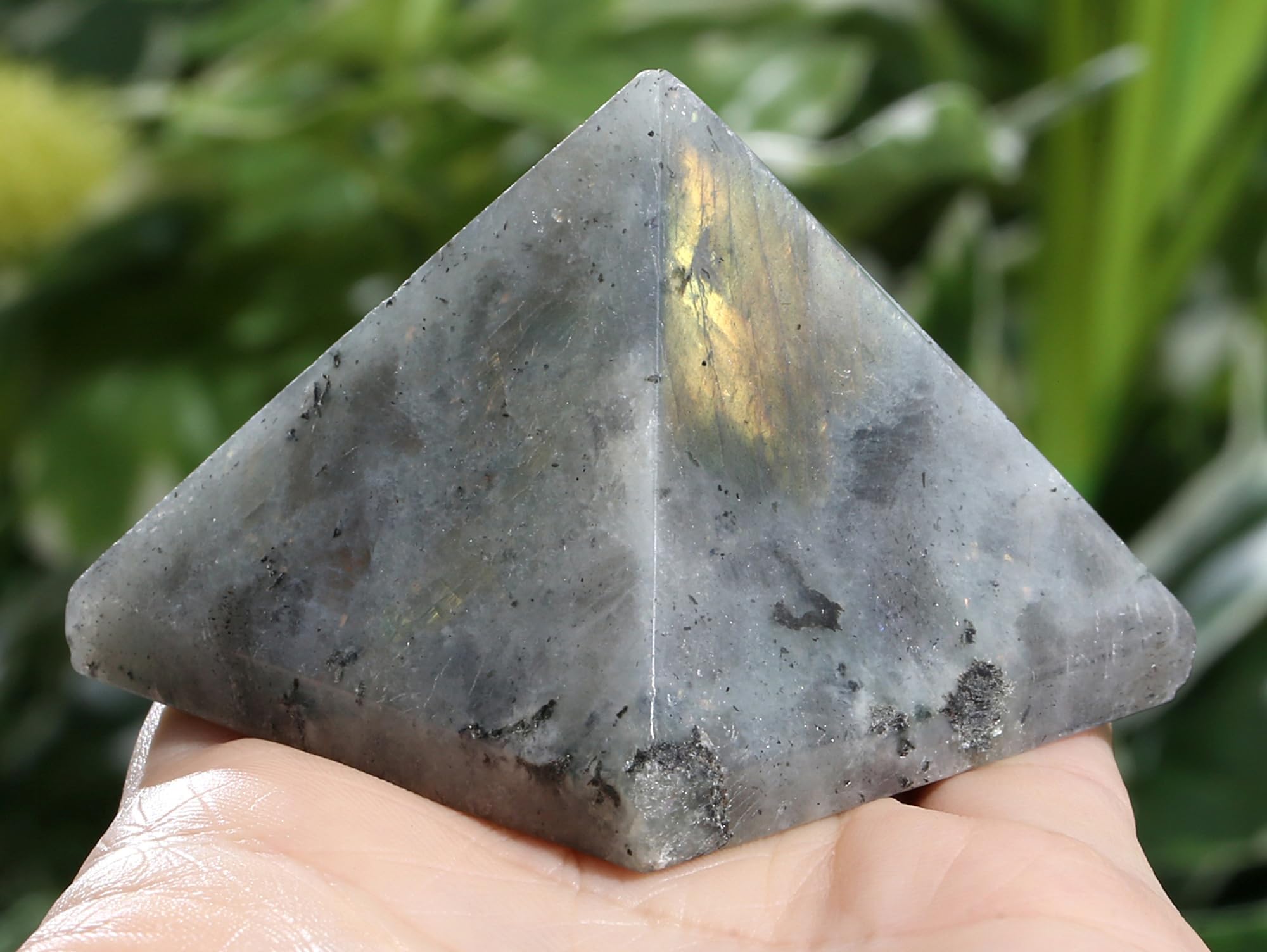 YATOJUZI White Labradorite crystal side detail revealing iridescent hues