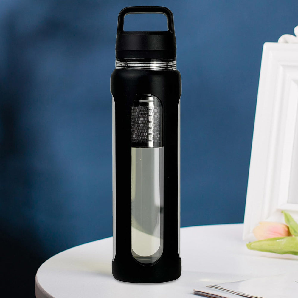Yenergy bottle highlighting silicone sleeve for secure, non-slip grip.