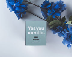 Yes You Candle middle-notes geranium-lily-rose scent fosters calm moments.