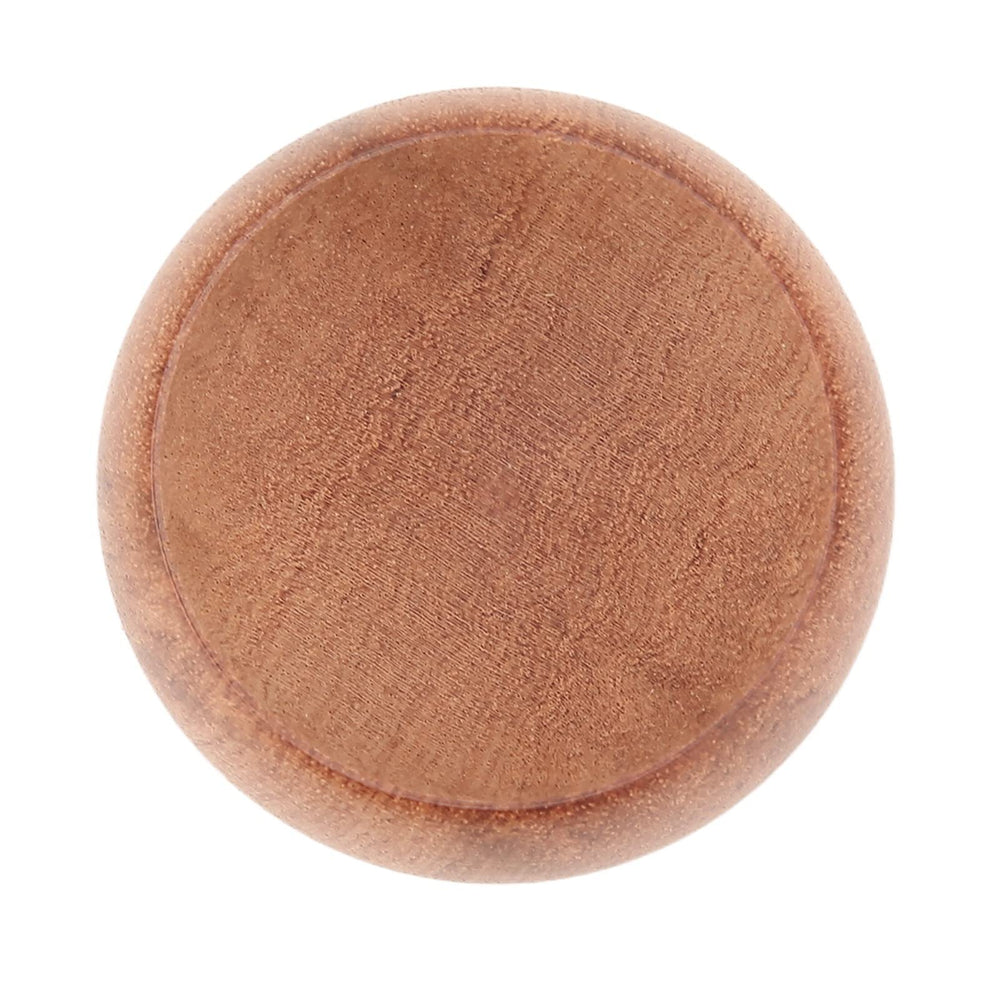 Yinhing diffuser on an office desk for a gentle scent