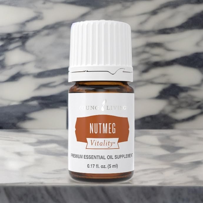 Dry-ingredient bag of Nutmeg Vitality with spoon for seasoning