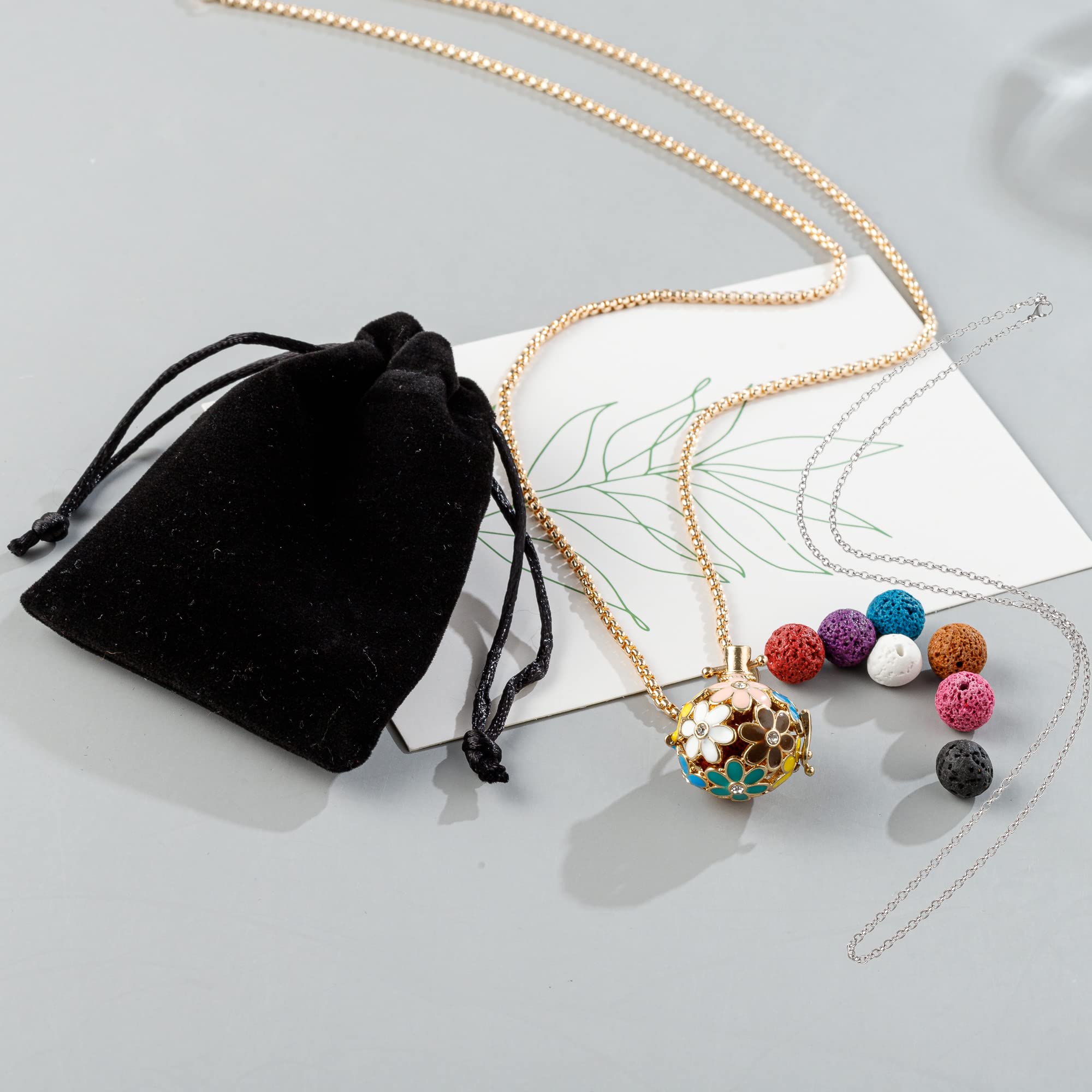 YoungJewl aroma locket keeps lava stones securely in place.
