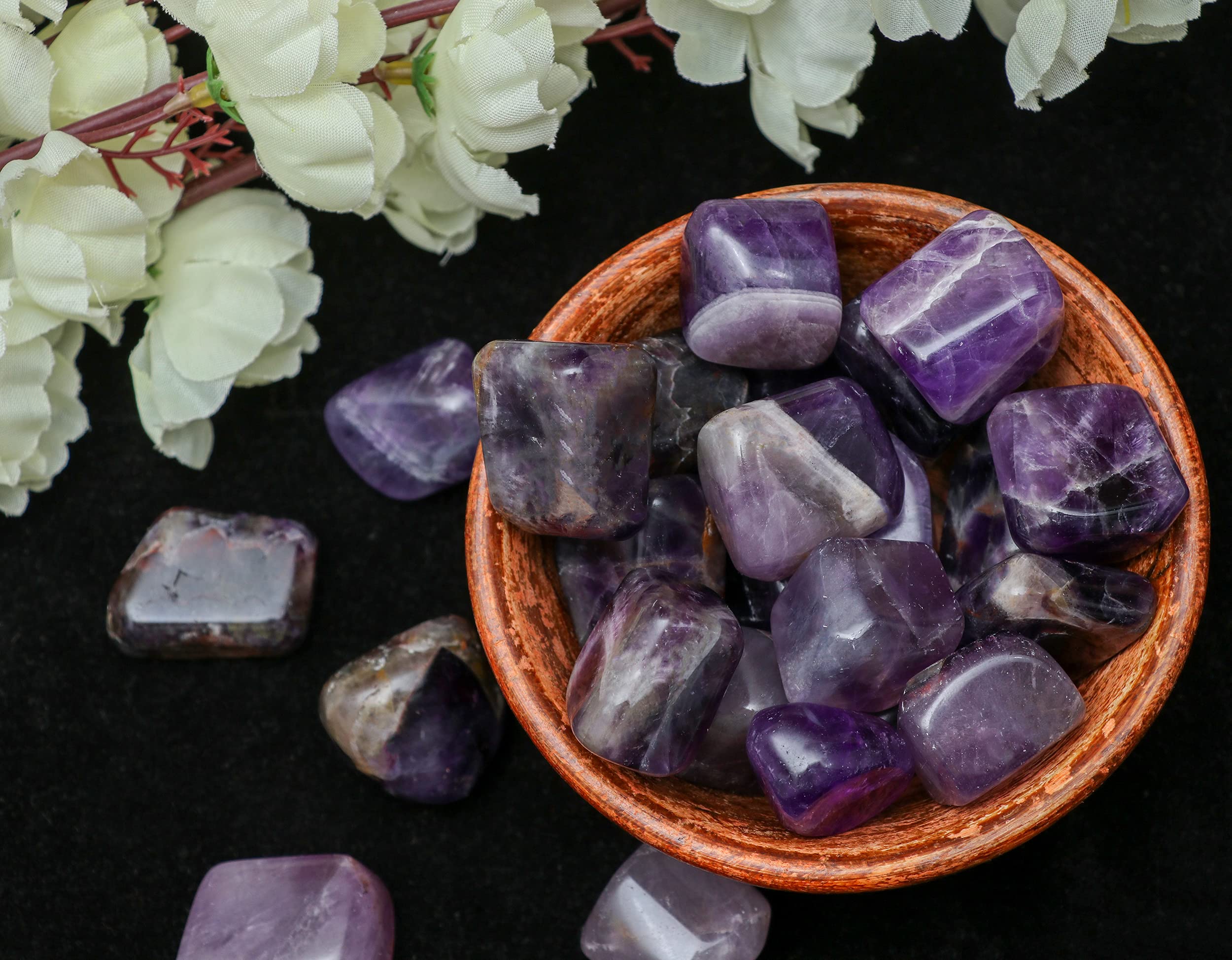 ZAICUS amethyst tumbled stones close-up showcase varied shapes for chakra balancing.