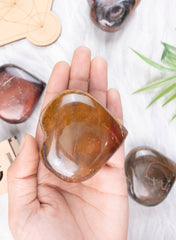 ZAICUS pocket stone crystal in hand promotes relaxation on the go