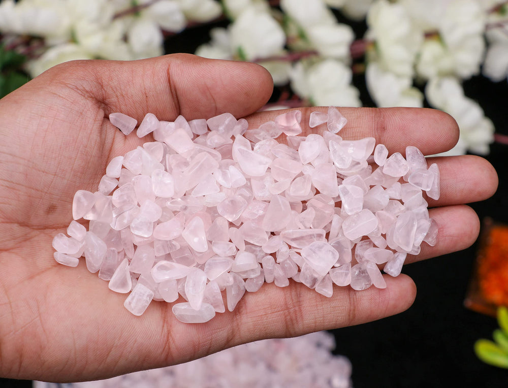 ZAICUS Rose Quartz chips suited for jewelry design and crafts.