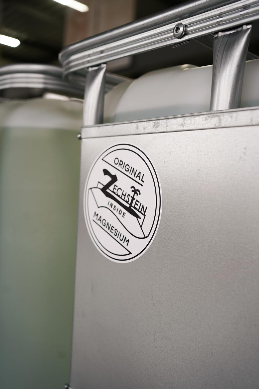 Zechstein Inside 1000L container for scalable bulk supply to brands