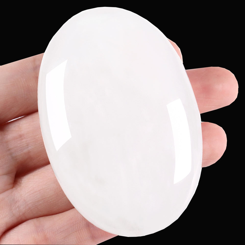 ZHIYUXI clear quartz oval palm stone for stress relief and meditation