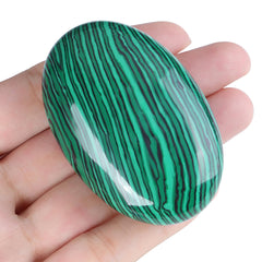 ZHIYUXI Malachite palm stone oval closeup showing rich green bands for calm focus.