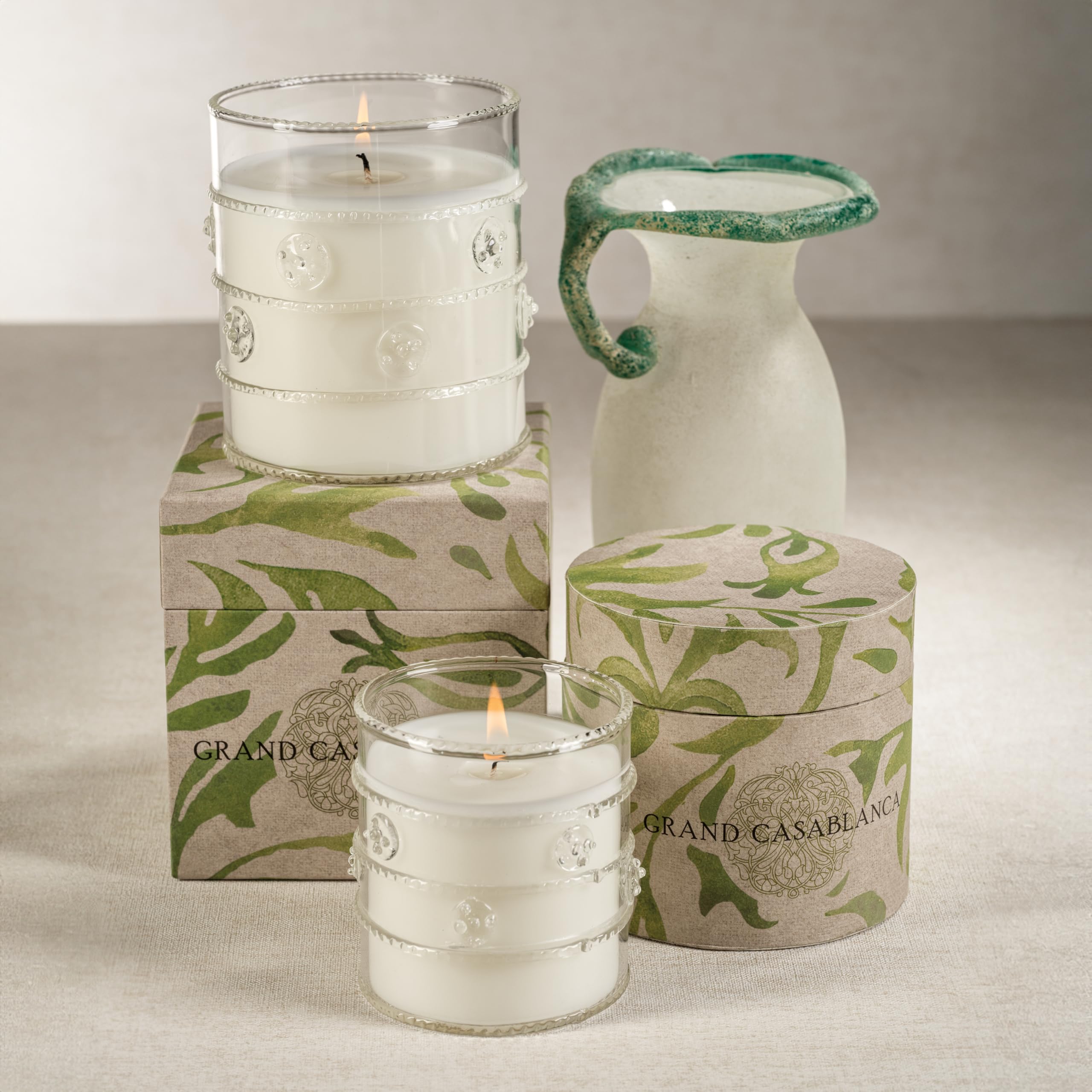 Zodax Grand Casablanca offers 40-hour burn time for extended scent.