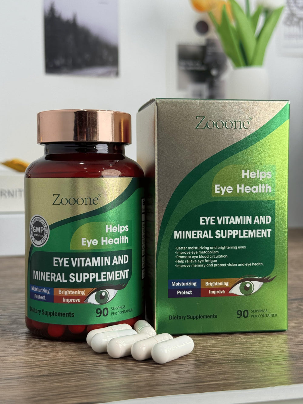 Zooone eye health product closeup showing ingredients and label.